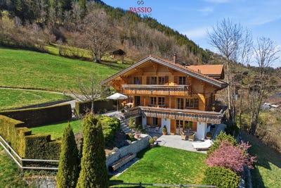 /international/ch/lohstrasse-4-zweisimmen-canton-of-bern-310107672872/