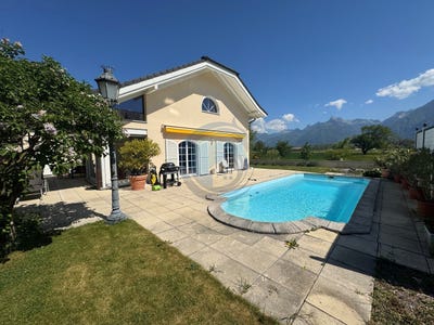 /international/ch/port-valais-les-evouettes-valais-310106773898/