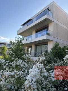 /international/ch/troinex-geneva-310107757734/