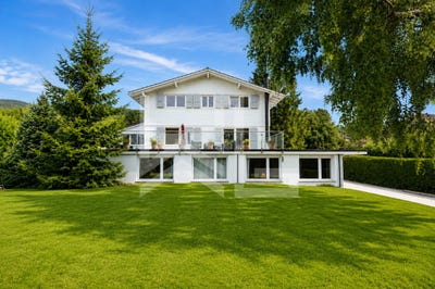/international/ch/givrins-vaud-310107943434/