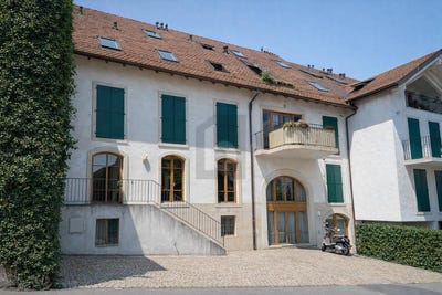 /international/ch/chateau-d-echandens-echandens-vaud-310108428511/