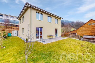 /international/ch/laupersdorf-laupersdorf-canton-of-solothurn-310107182682/