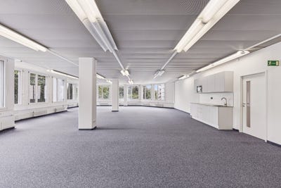 /international/ch/industriestrasse-30-kloten-zurich-310101412121/?lang=id