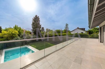 /international/ch/vandoeuvres-geneva-310101130649/?lang=id
