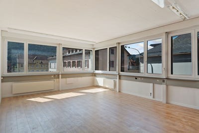 /international/ch/place-du-marche-5-st-imier-canton-of-bern-310102236503/
