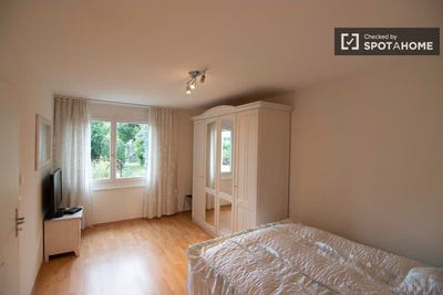 /international/ch/zurich-zurich-310106965298/