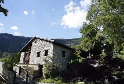/international/ch/miege-valais-310100905967/?lang=zh-cn