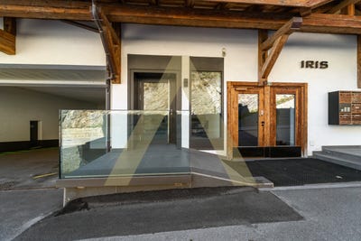 /international/ch/3963-crans-montana-switzerland-crans-montana-valais-310107359450/