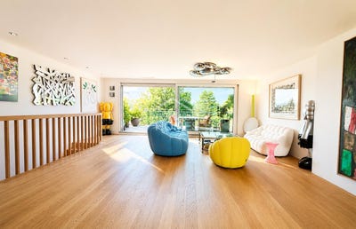 /international/ch/zollikon-zurich-canton-310108778417/
