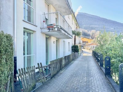 /international/ch/cara-33-cadenazzo-ticino-310105535317/