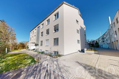 /international/ch/fallanden-fallanden-zurich-310107324853/