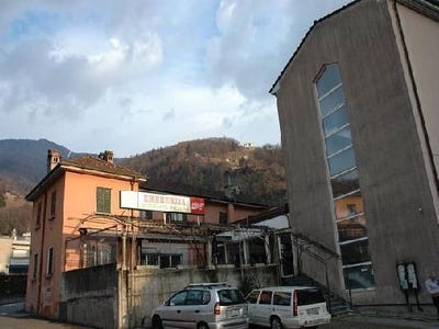 /international/ch/bellinzona-ticino-310100934963/