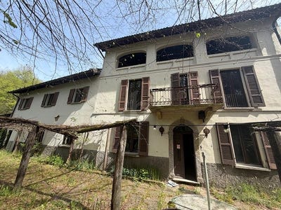 /international/ch/su-richiesta-purasca-ticino-310108668142/