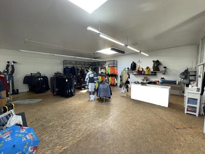 /international/ch/auf-anfrage-altendorf-canton-of-schwyz-310101495257/