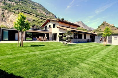 /international/ch/saillon-valais-310108670821/?lang=th