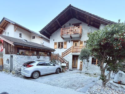 /international/ch/centre-du-village-chalais-valais-310104168195/