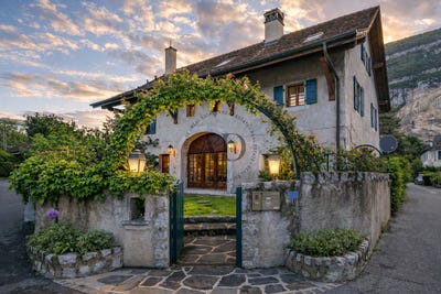 /international/ch/veyrier-geneva-310108241364/