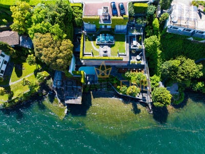 /international/ch/au-bord-du-lac-caviano-ticino-310108373095/