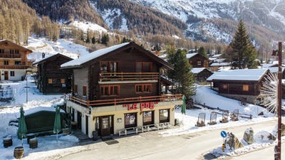 /international/ch/31-rue-des-cinq-4000-zinal-valais-310106418607/
