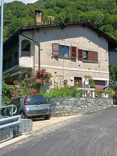 /international/ch/cugnasco-ticino-310108270491/