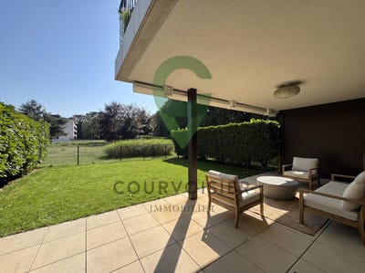/international/ch/rolle-vaud-310110202187/