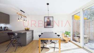 /international/ch/maison-carouge-ge-geneva-310107493612/