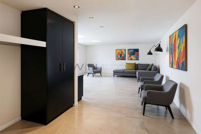 /international/ch/kloten-zurich-310100786689/