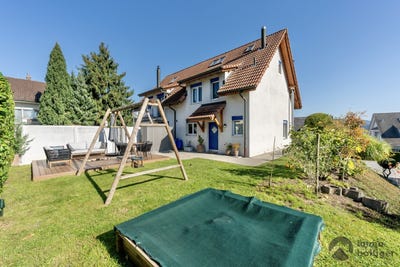 /international/ch/unterer-froburgweg-rothrist-aargau-310102548531/