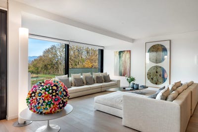 /international/ch/corsier-geneva-310104003545/