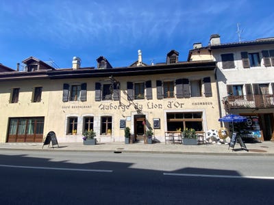 /international/ch/route-de-suisse-21-versoix-geneva-310108157720/