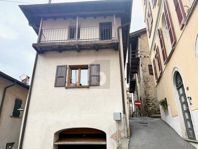 /international/ch/su-richiesta-cabbio-ticino-310108559361/