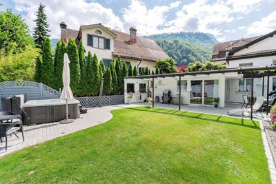 /international/ch/glarus-canton-of-glarus-310097258490/