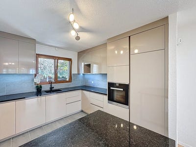 /international/ch/froideville-vaud-310107236588/
