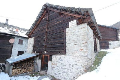/international/ch/rossura-ticino-310100935885/