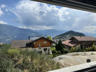 /international/ch/chemin-du-segnoret-lens-valais-310109014932/