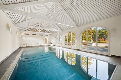 /international/ch/au-coeur-de-la-commune-crans-vd-vaud-310098108670/