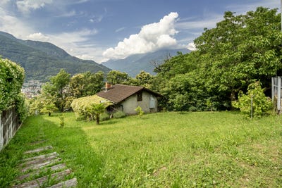 /international/ch/via-piumerino-9-bellinzona-ticino-310108806807/