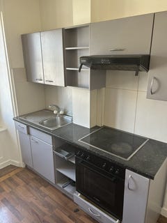 /international/ch/rue-des-envers-73-le-locle-canton-of-neuchatel-310100903927/?lang=id
