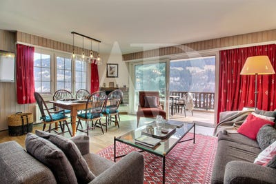 /international/ch/rue-du-village-champery-valais-310108864514/
