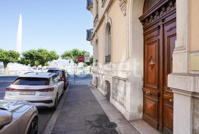 /international/ch/rue-des-vollandes-1-geneve-geneva-310108969460/