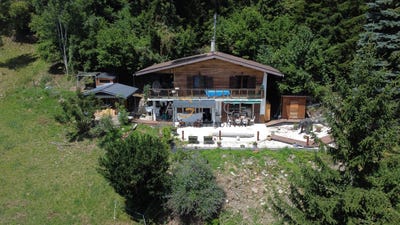 /international/ch/les-poues-erde-valais-310109073974/?lang=th