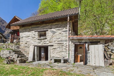 /international/ch/campo-vallemaggia-ticino-310107617524/