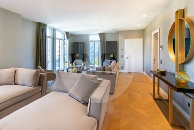 /international/ch/lugano-ticino-310100908412/