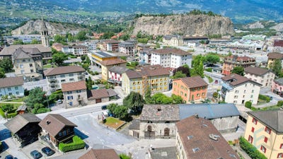 /international/ch/route-de-chalais-2-chippis-valais-310107972297/