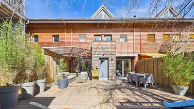 /international/ch/maison-carouge-ge-geneva-310107493612/