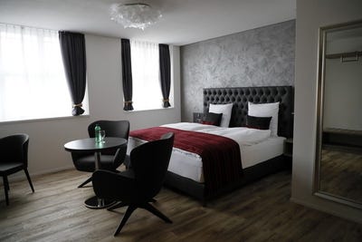 /international/ch/reichenburg-canton-of-schwyz-310105716999/