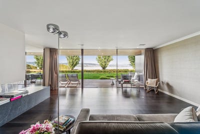 /international/ch/giessen-16-wadenswil-zurich-310110115847/