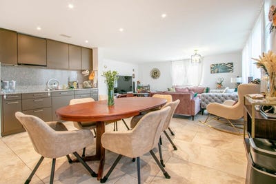 /international/ch/grafschaftstrasse-5-oberglatt-zh-zurich-canton-310100672030/?lang=zh-tw