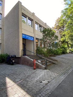 /international/ch/chemin-dr-adolphe-pasteur-13-geneve-geneva-310108559172/