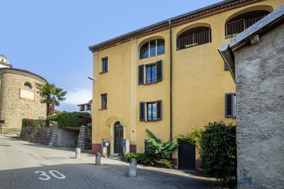 /international/ch/strecia-di-capon-4-lugano-cadro-ticino-310107704050/